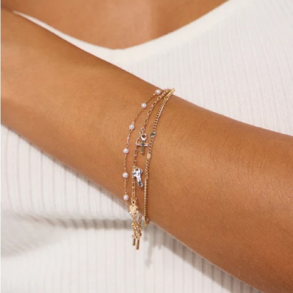 Pearls & Devotion 3 piece Bracelet Set NEW 🏷️